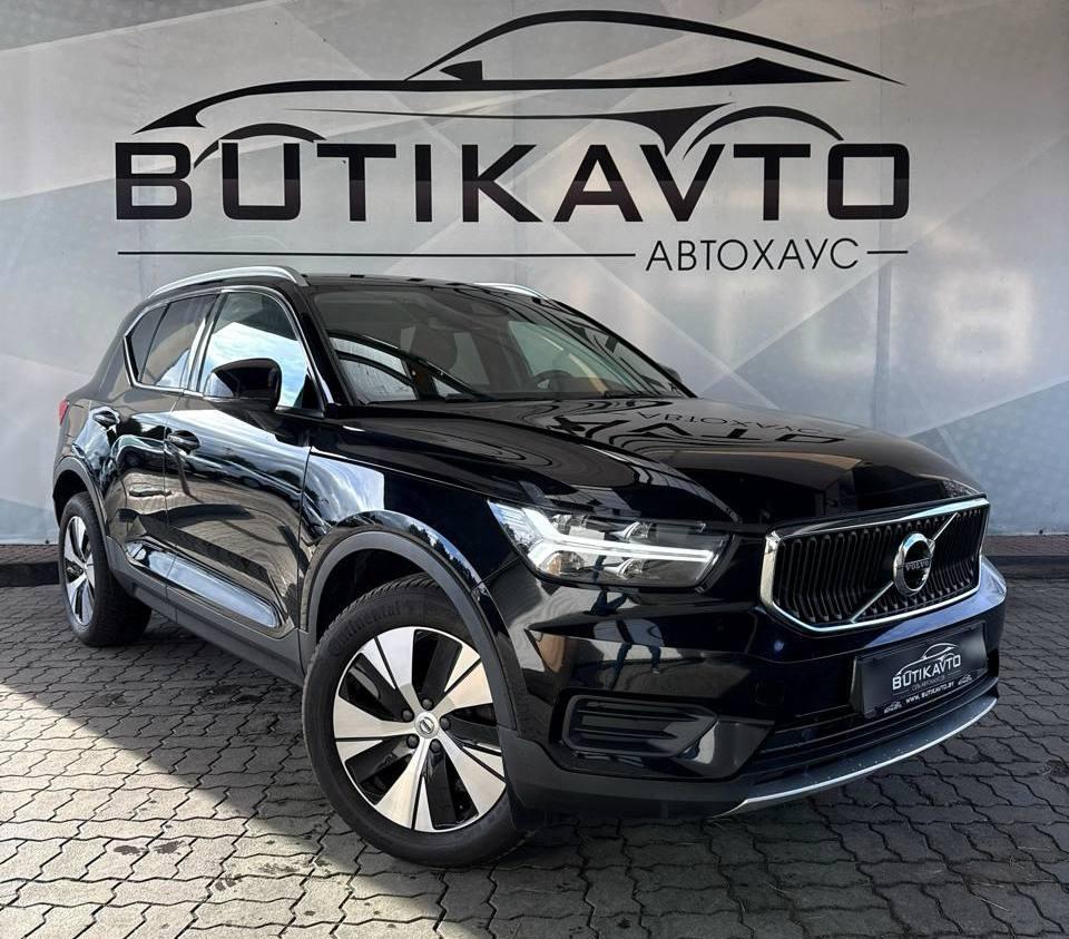 Volvo XC40 I , 2021 г., механика, бензин