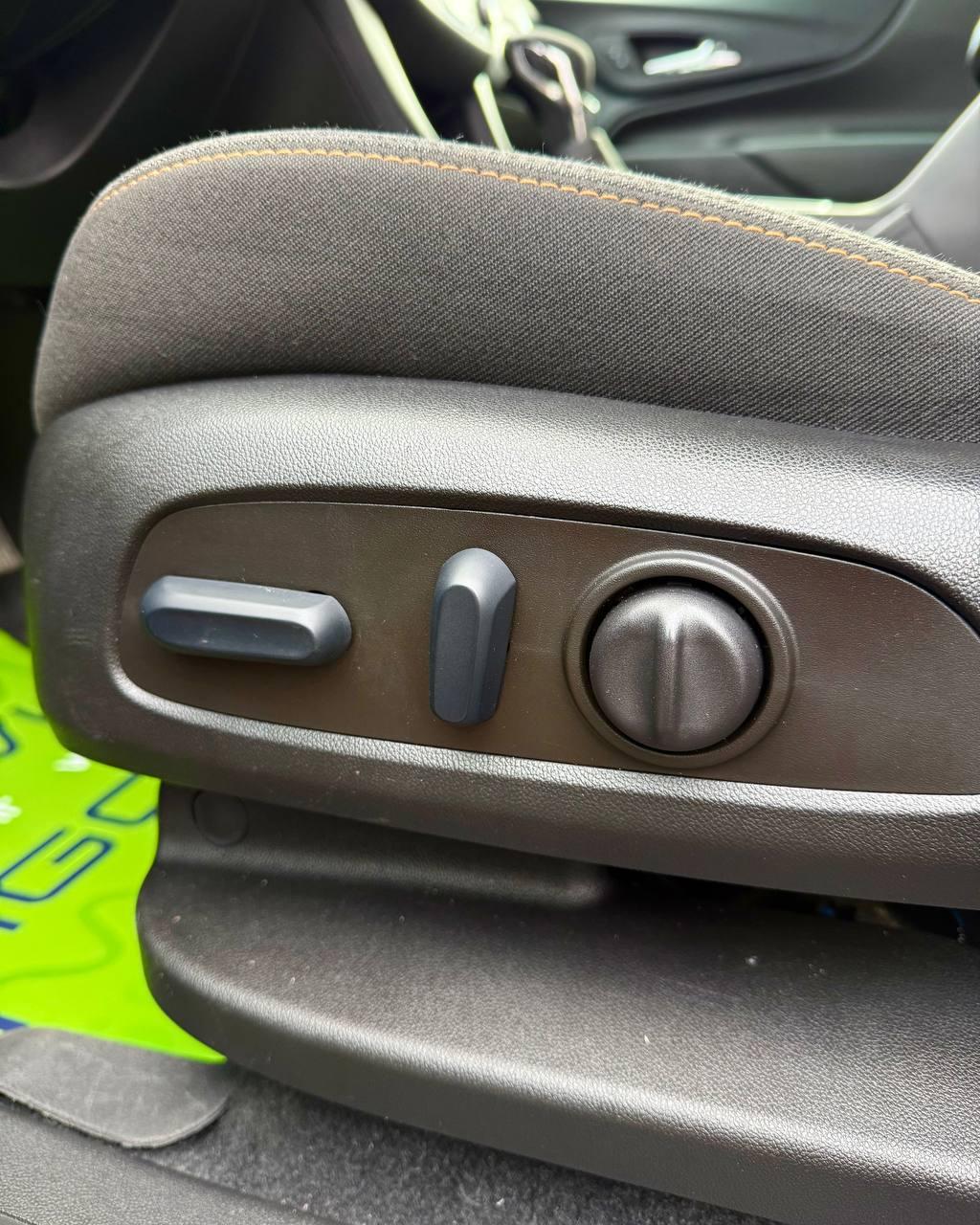 Chevrolet Equinox III · Рестайлинг , 2022 г., автомат, бензин - фото 18