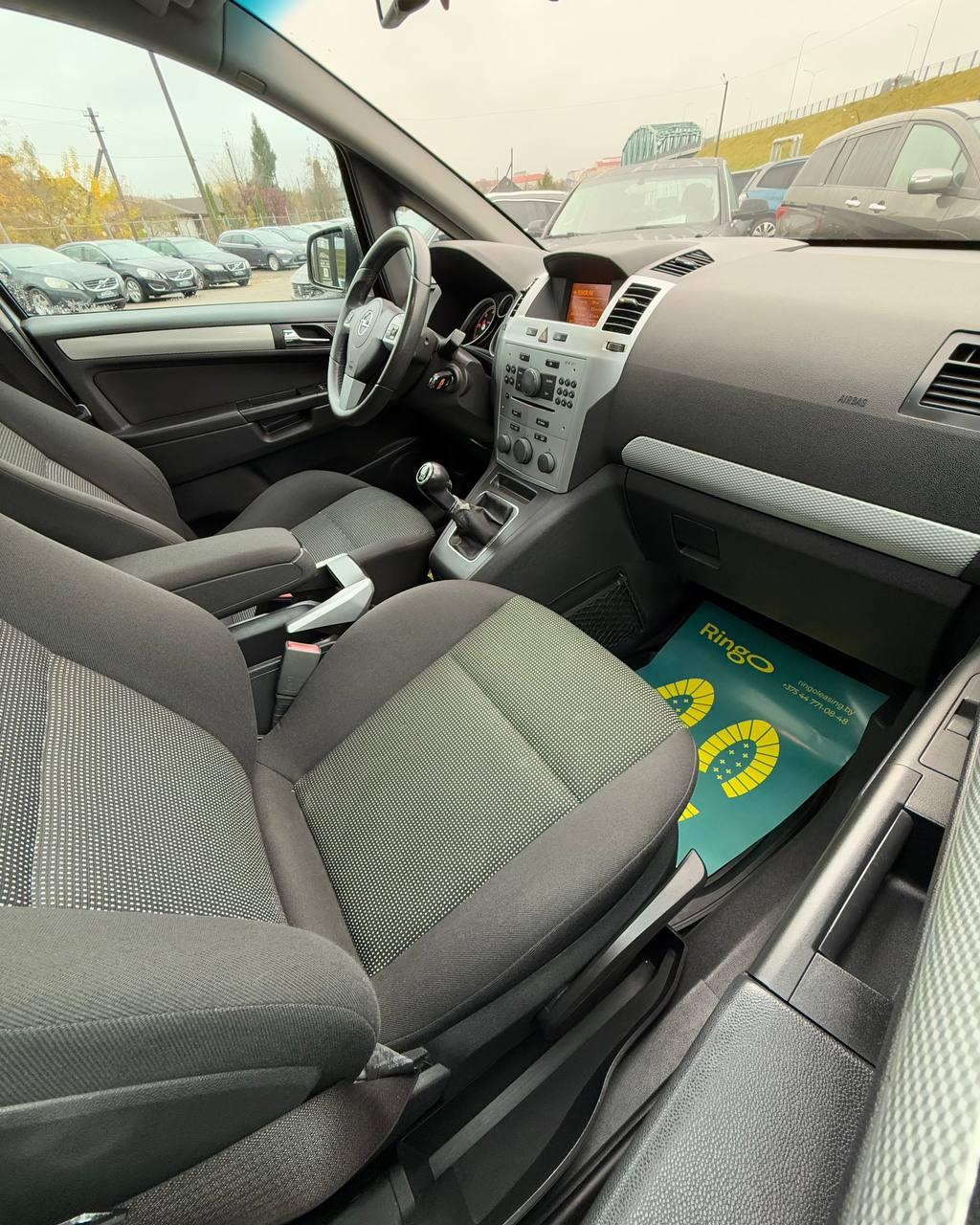 Opel Zafira B · Рестайлинг , 2011 г., механика, дизель - фото 12