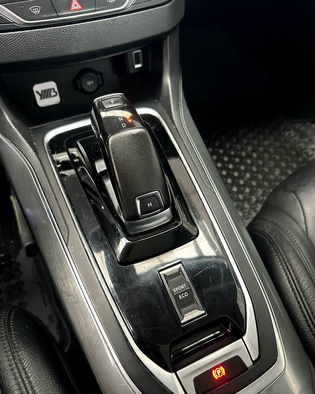 Peugeot 308 T9 · Рестайлинг , 2018 г., автомат, дизель - фото 15