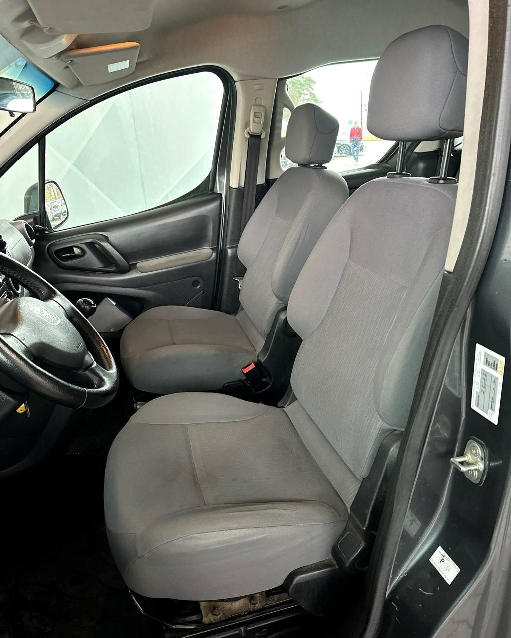 Peugeot Partner II · Рестайлинг , 2013 г., механика, бензин - фото 9