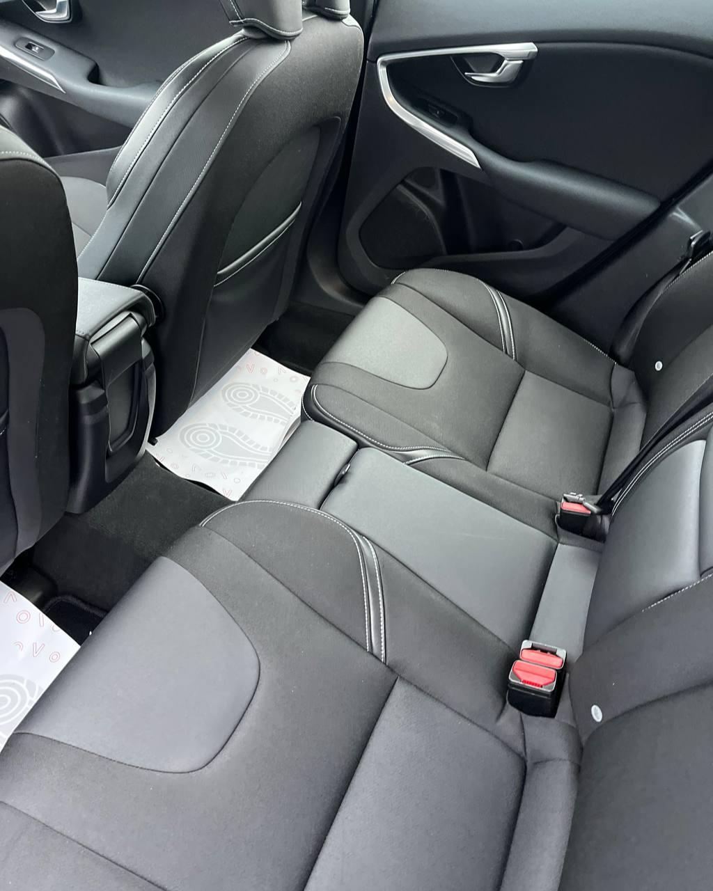 VOLVO V40, 2012 г., механика, дизель - фото 11