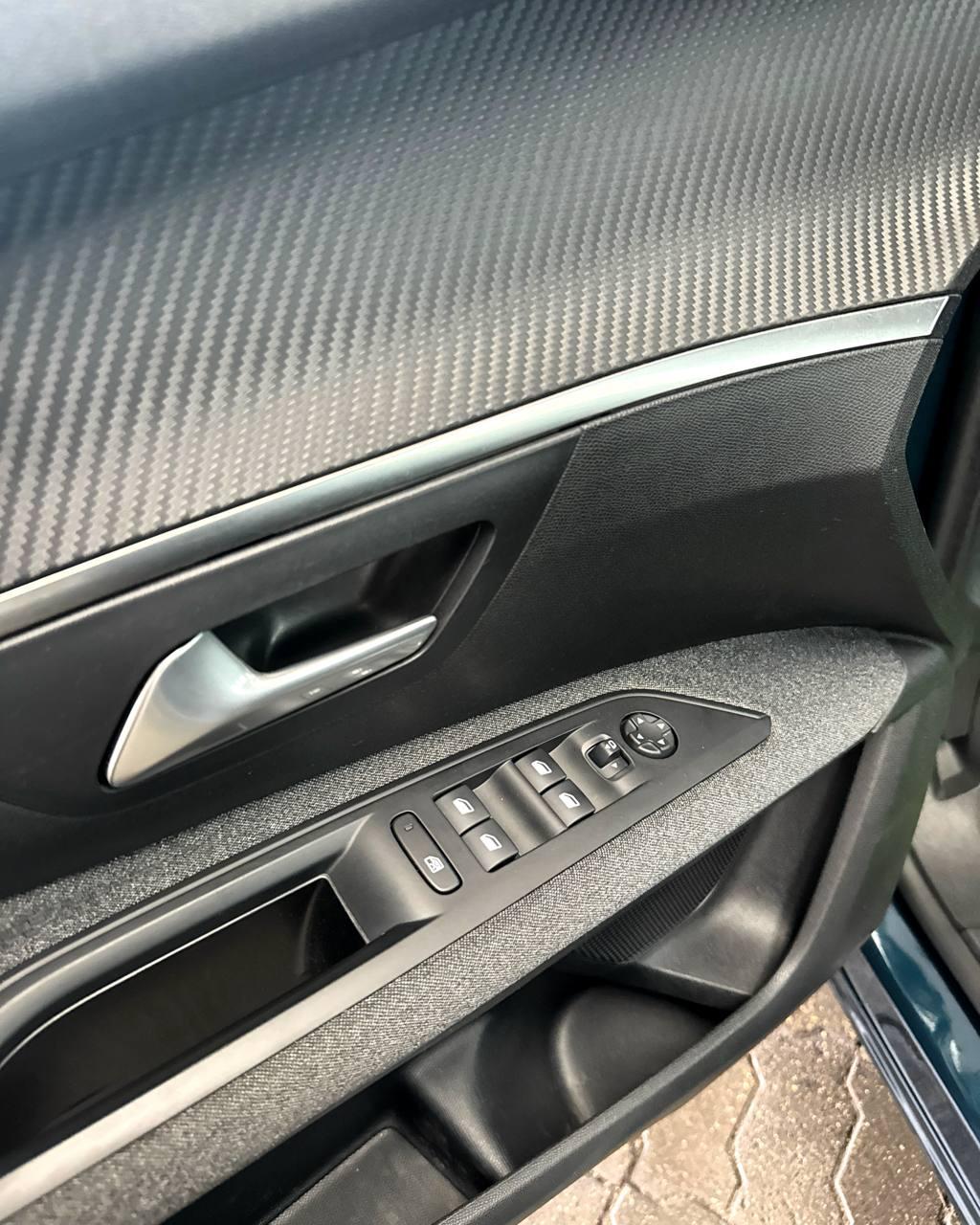 Peugeot 5008 II · Рестайлинг , 2022 г., автомат, бензин - фото 9