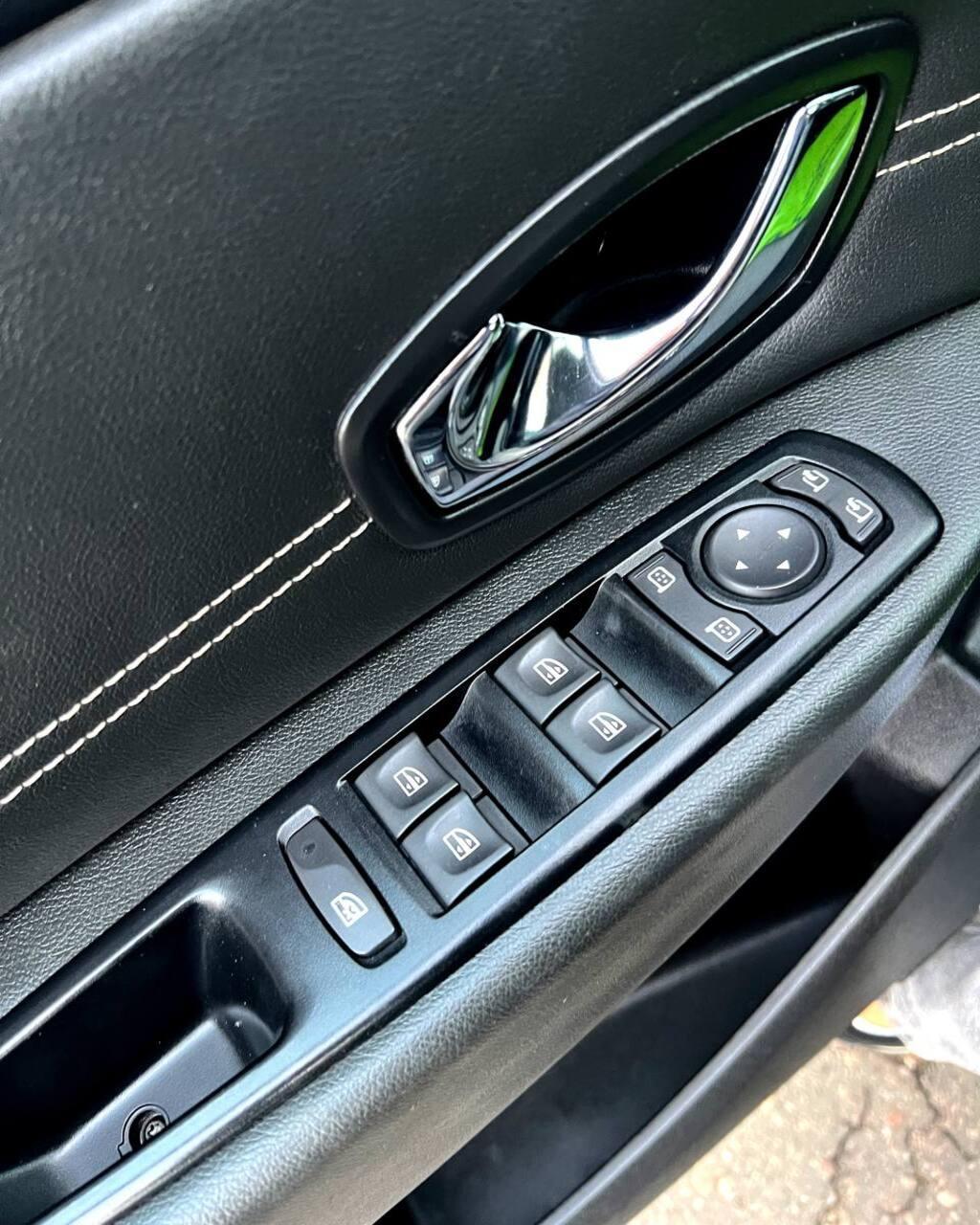 Renault Grand Scenic III · 2-й рестайлинг , 2014 г., механика, дизель - фото 18