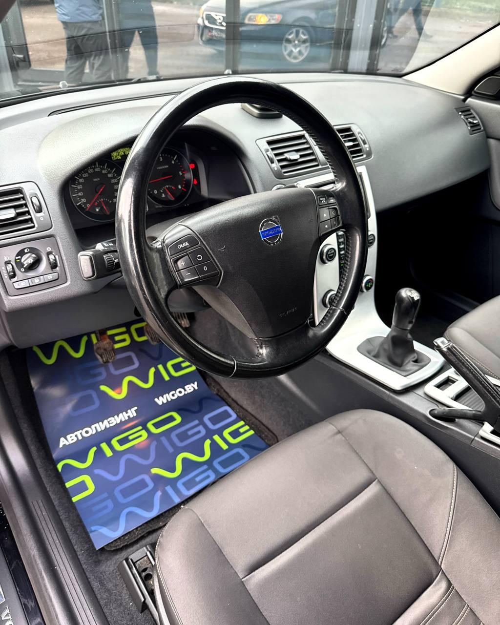 Volvo V50 I · 2-й рестайлинг , 2010 г., механика, дизель - фото 7