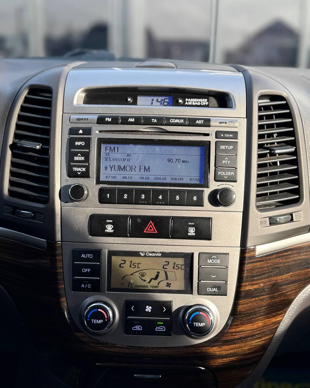 Hyundai Santa Fe CM · Рестайлинг , 2011 г., автомат, дизель - фото 16