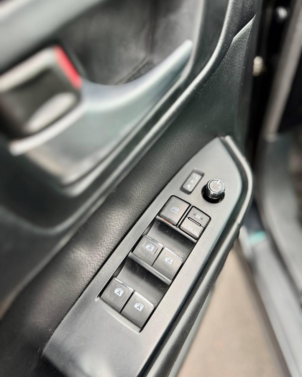 Toyota Highlander III (XU50) , 2014 г., автомат, бензин - фото 17