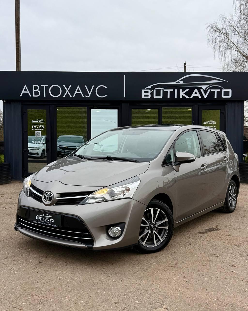 Toyota Verso I · Рестайлинг , 2014 г., механика, дизель - фото 3