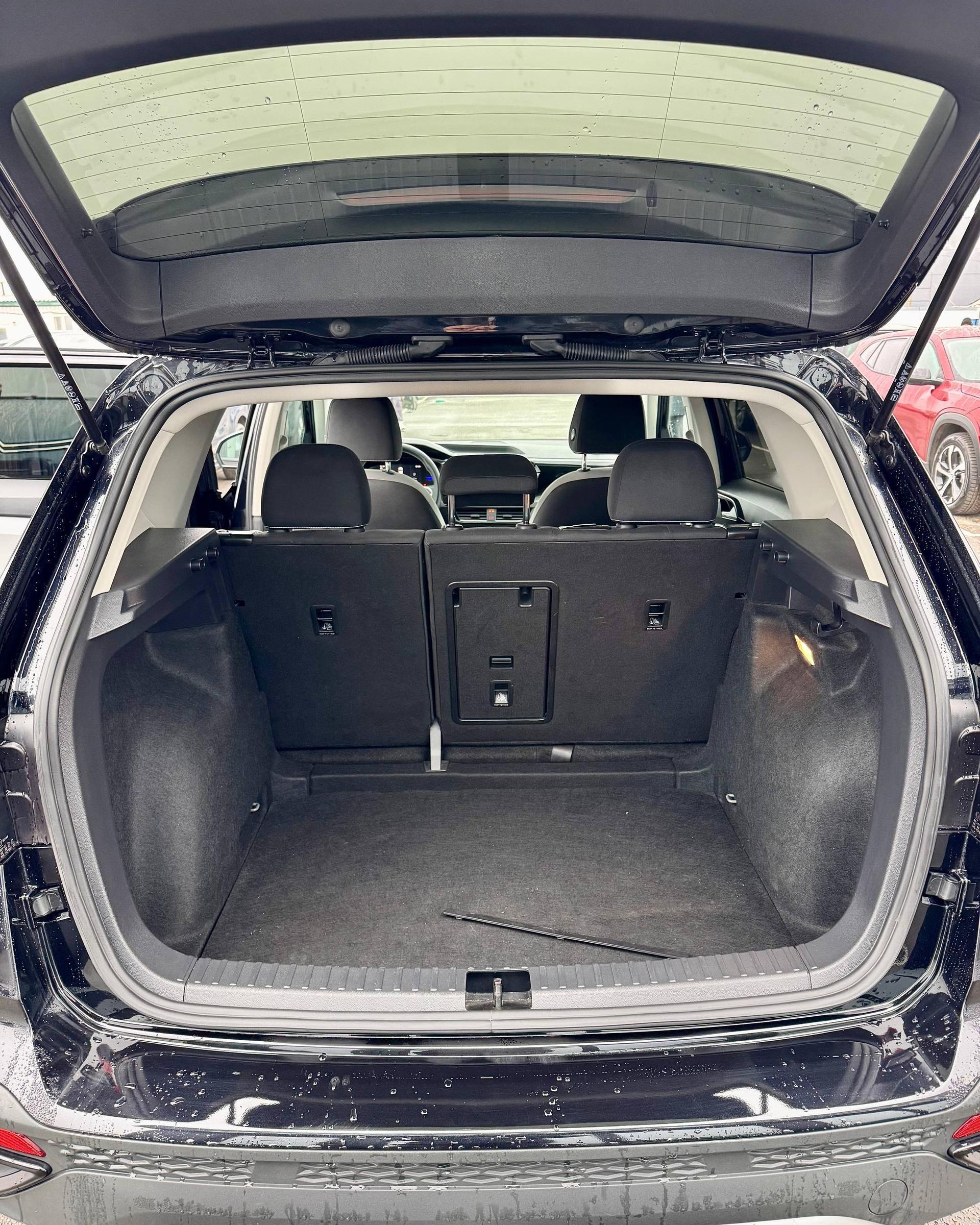 Volkswagen Taos I , 2023 г., автомат, бензин - фото 14