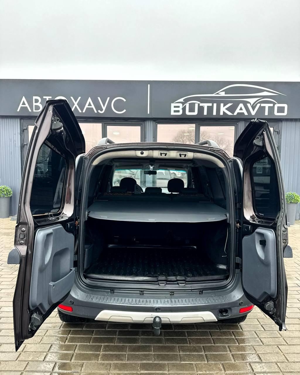 Lada (ВАЗ) Largus I , 2019 г., механика, бензин - фото 12