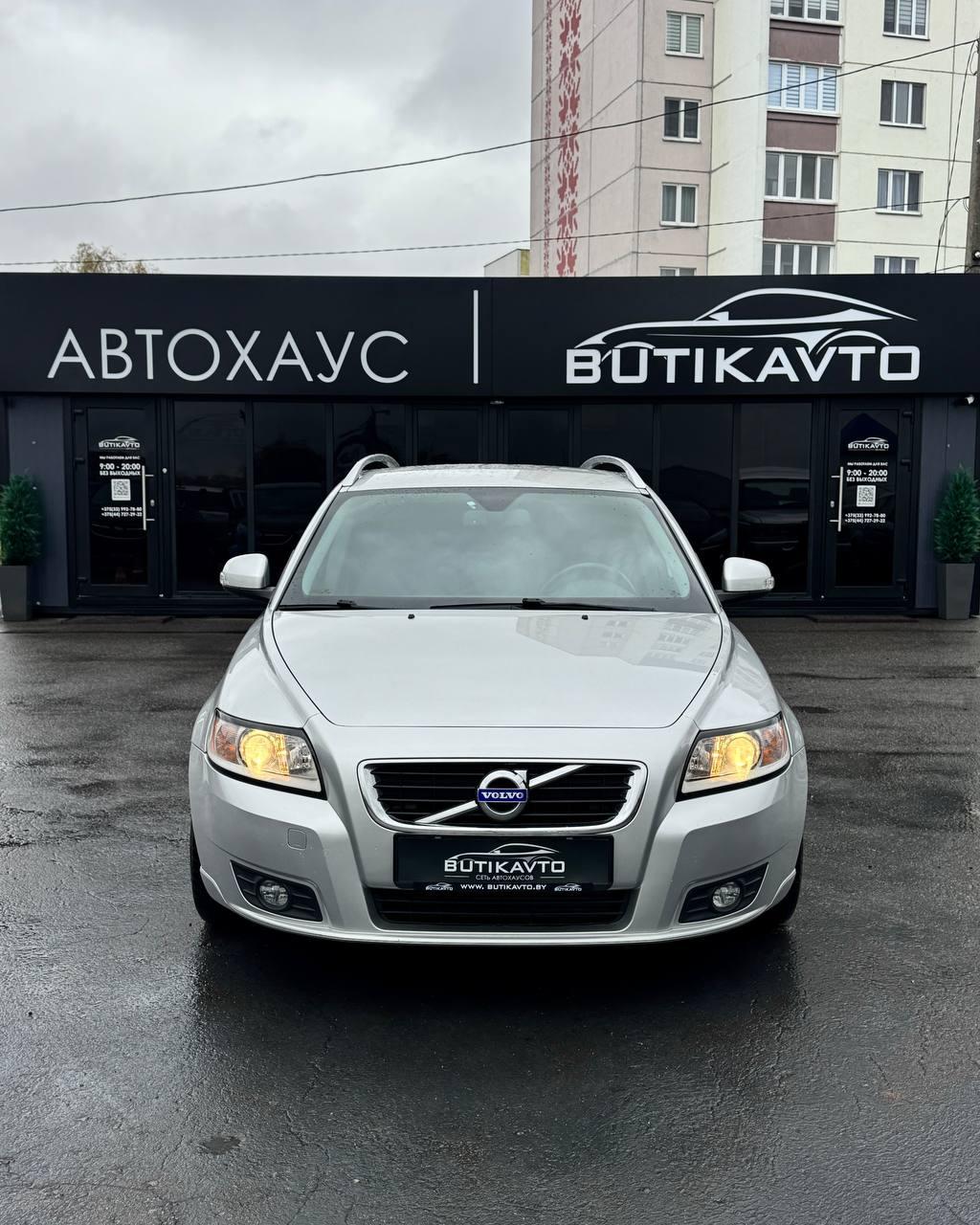 Volvo V50 I · 2-й рестайлинг , 2011 г., механика, дизель - фото 2