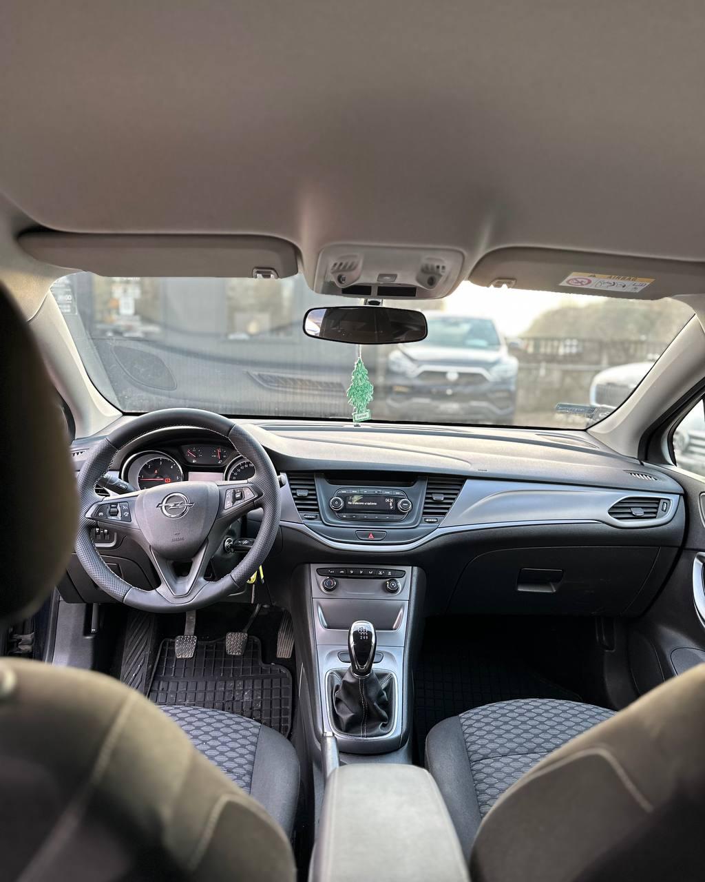 Opel Astra K , 2018 г., механика, дизель - фото 9