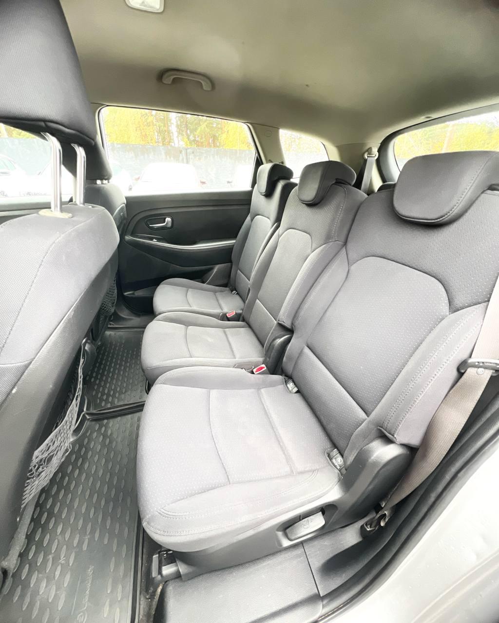 Kia Carens III , 2013 г., механика, дизель - фото 9