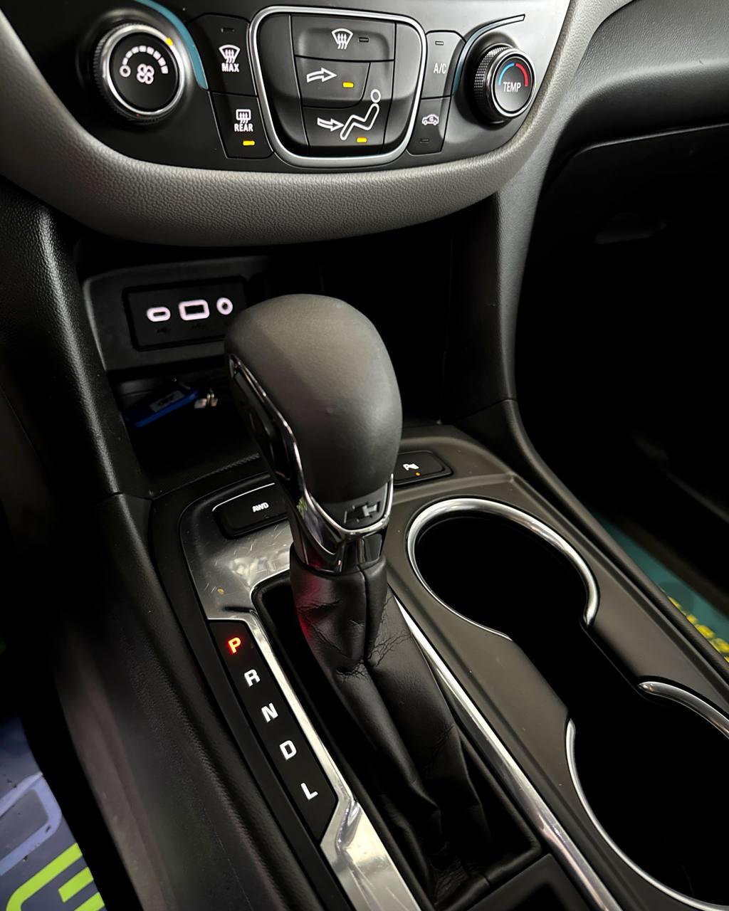 Chevrolet Equinox III · Рестайлинг , 2021 г., автомат, бензин - фото 14