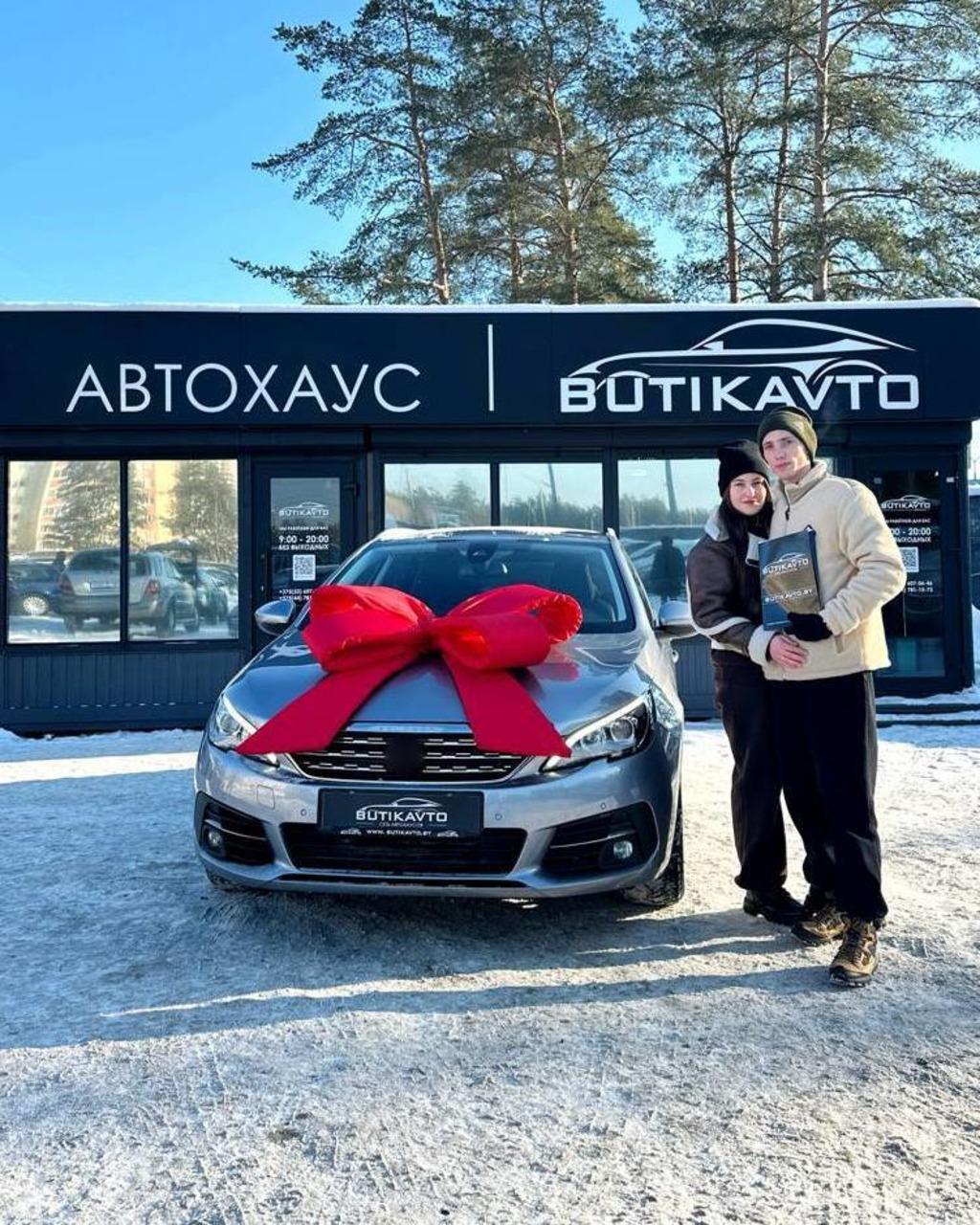 Peugeot 308 T9 · Рестайлинг , 2017 г., механика, бензин