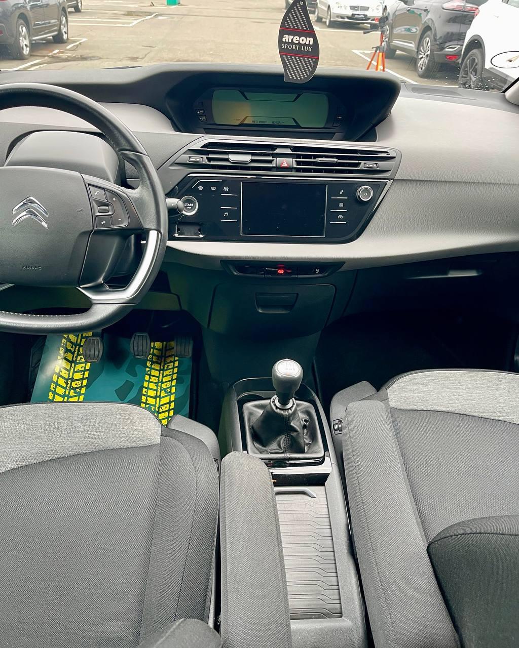 Citroen C4 Grand Picasso II · Рестайлинг , 2018 г., механика, дизель - фото 11