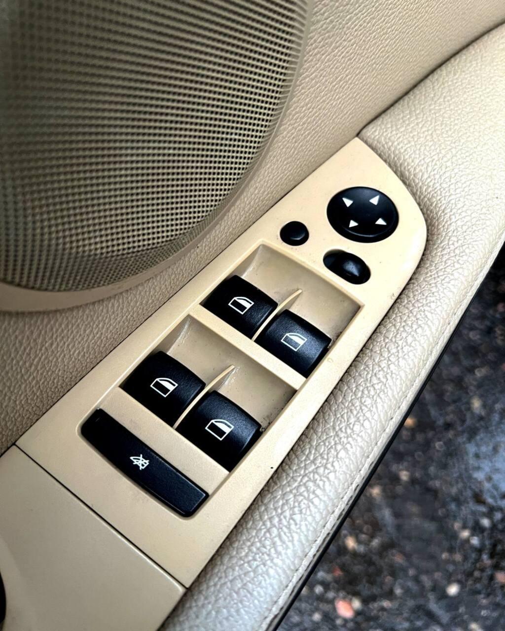 BMW 3 серия E90 E91 E92 E93 · Рестайлинг , 2009 г., автомат, дизель - фото 17