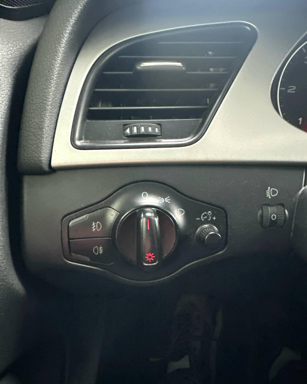 Audi A4 B8 , 2008 г., механика, дизель - фото 9