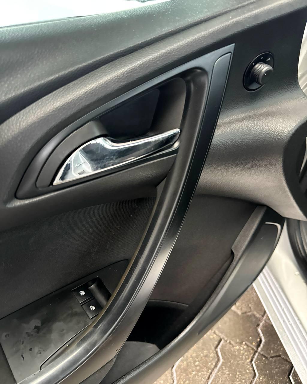 Opel Astra J , 2012 г., автомат, бензин - фото 9