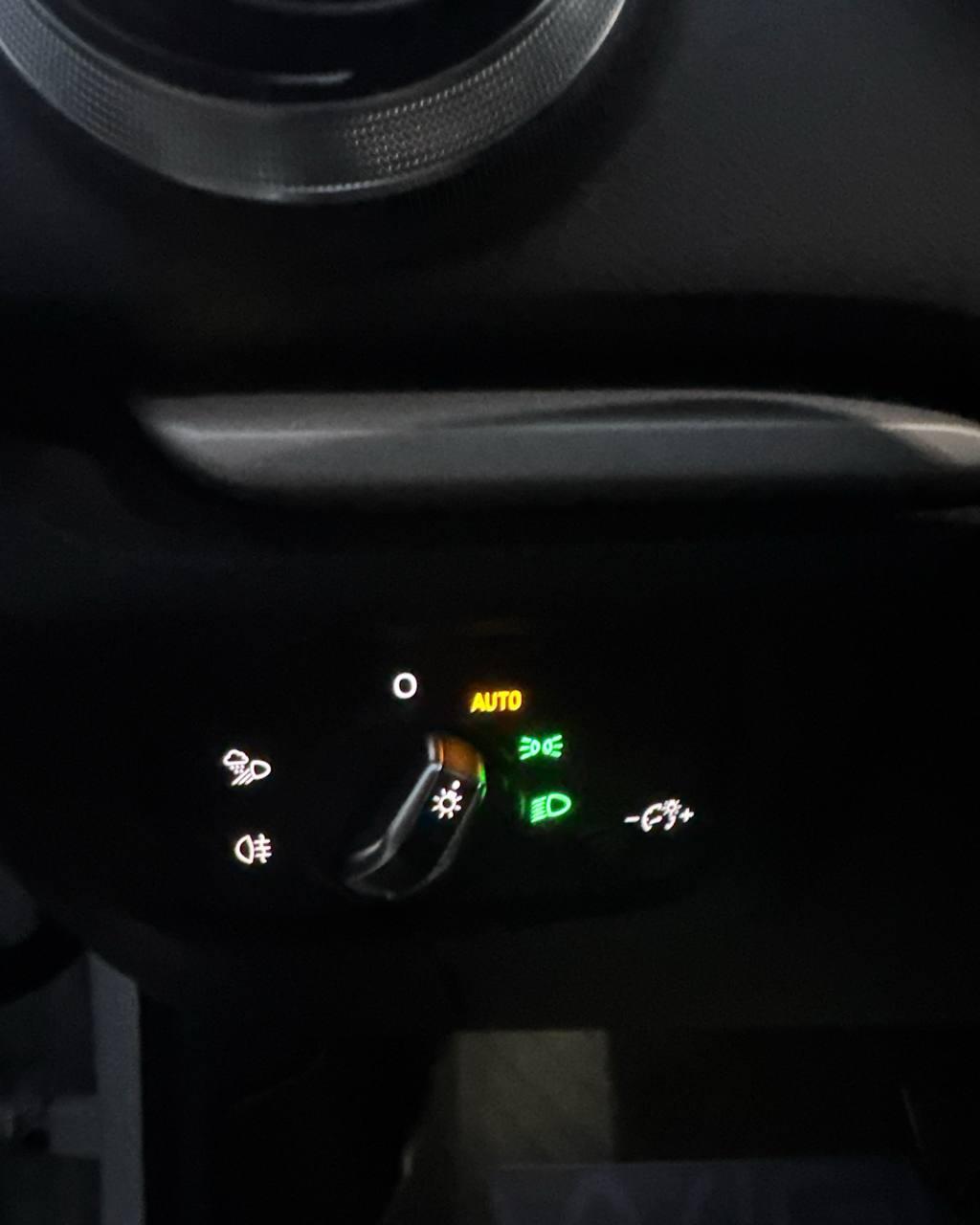 Audi A3 8V · Рестайлинг , 2017 г., робот, бензин - фото 20