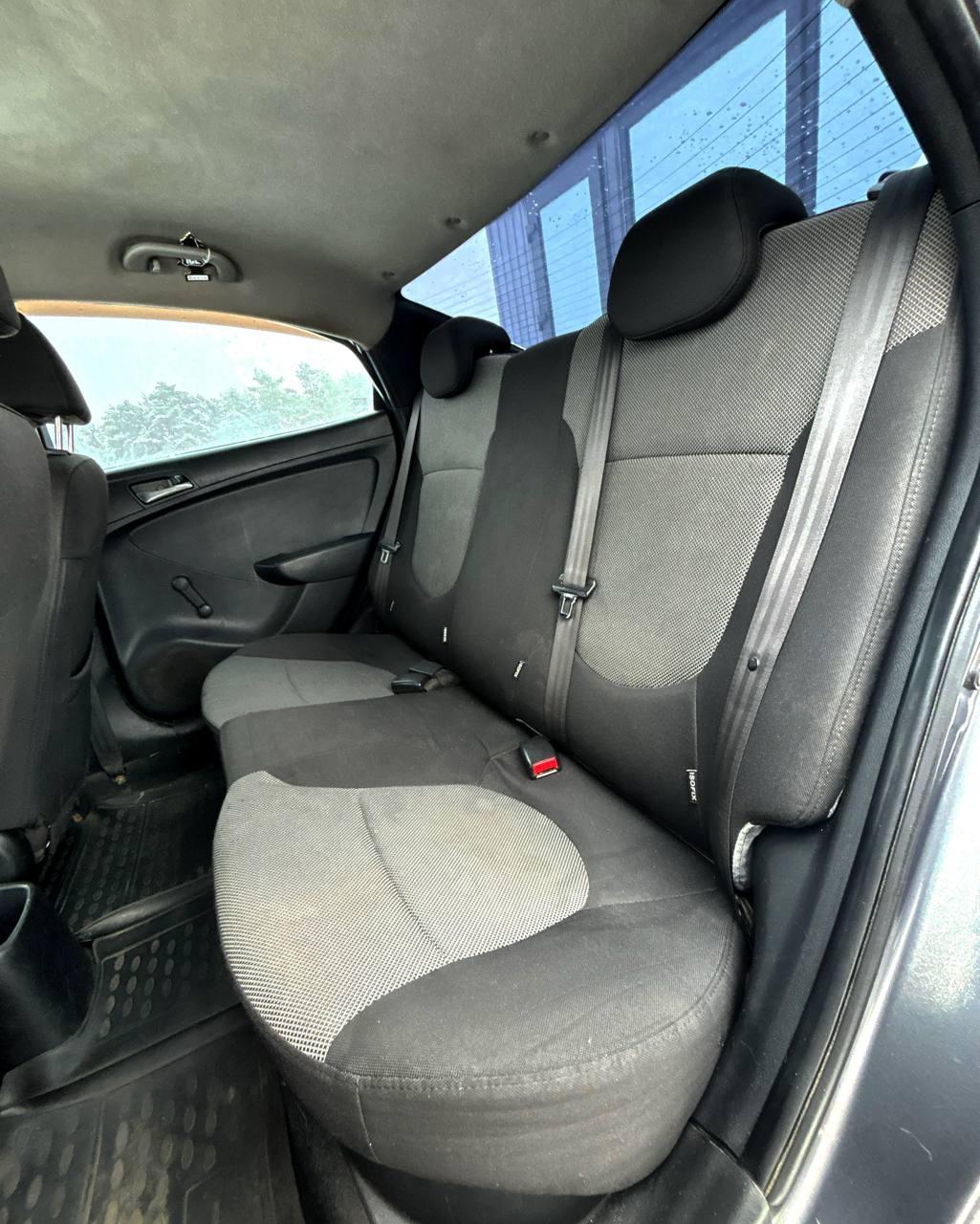 Hyundai Solaris I , 2011 г., автомат, бензин - фото 11