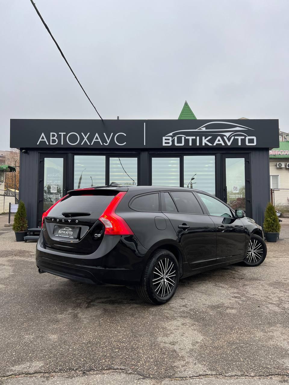 Volvo V60 I · Рестайлинг , 2015 г., механика, дизель - фото 7