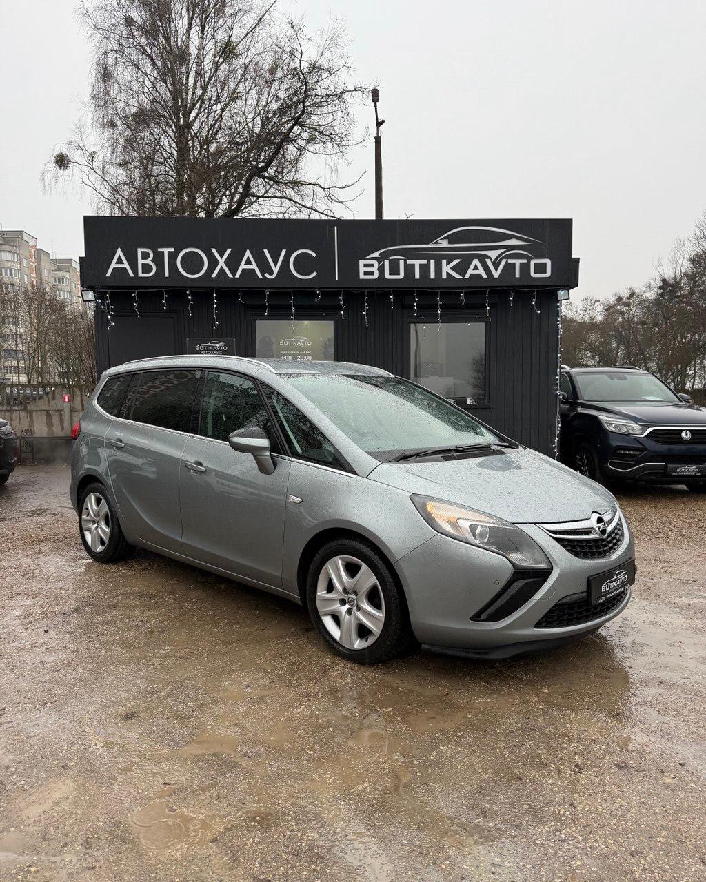 Opel Zafira C , 2012 г., механика, бензин