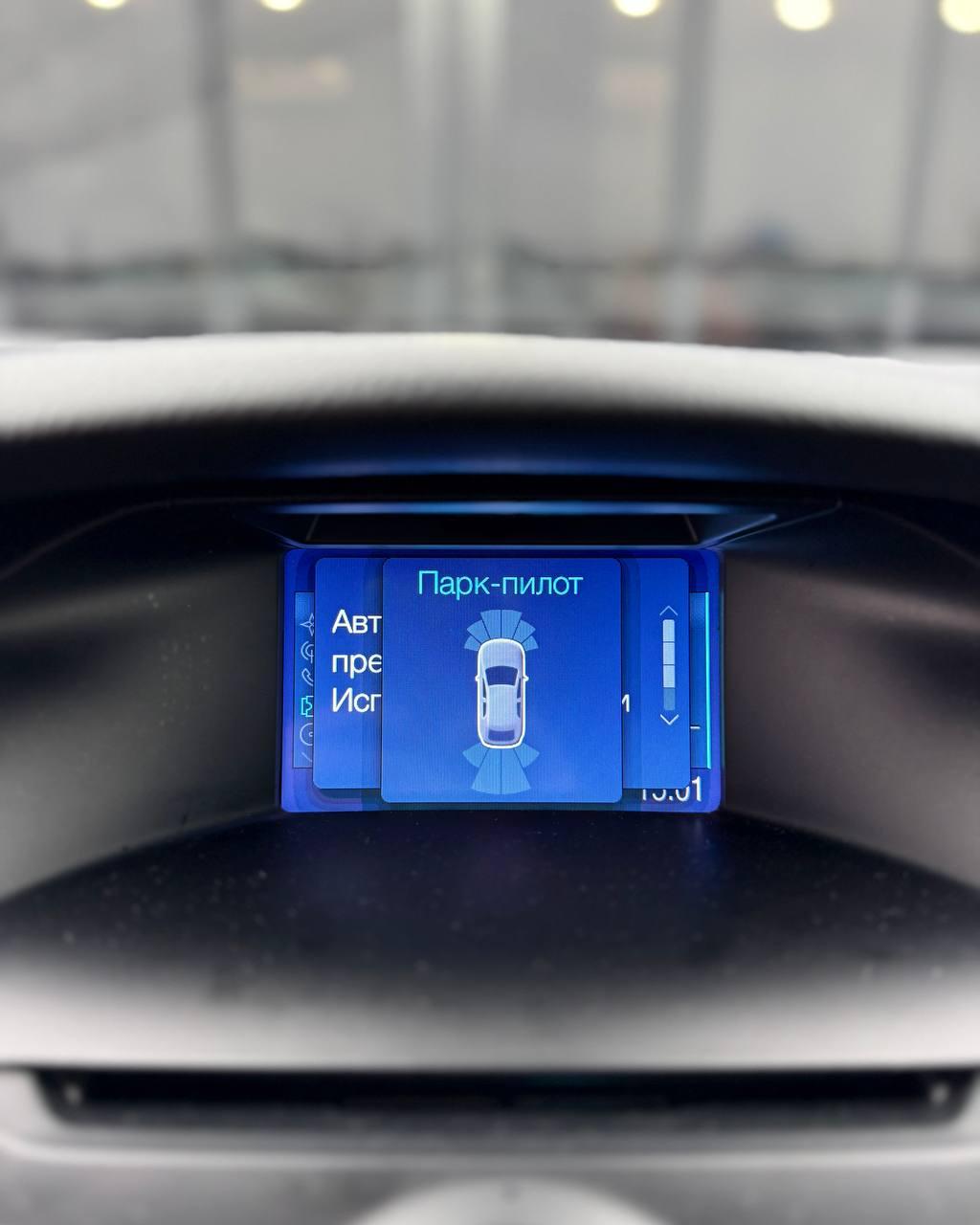 Ford Focus III , 2013 г., механика, дизель - фото 16