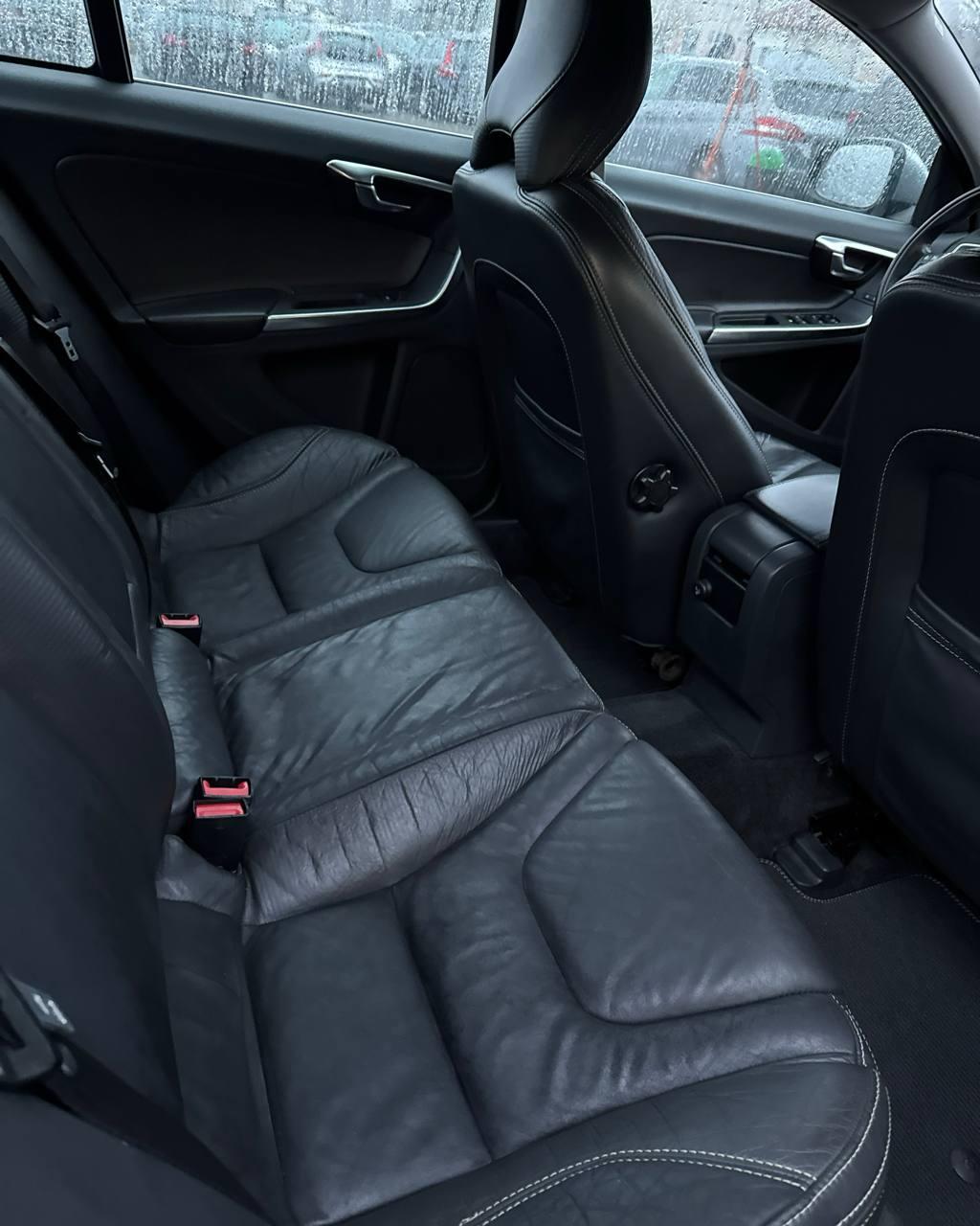 Volvo S60 II , 2011 г., механика, дизель - фото 12