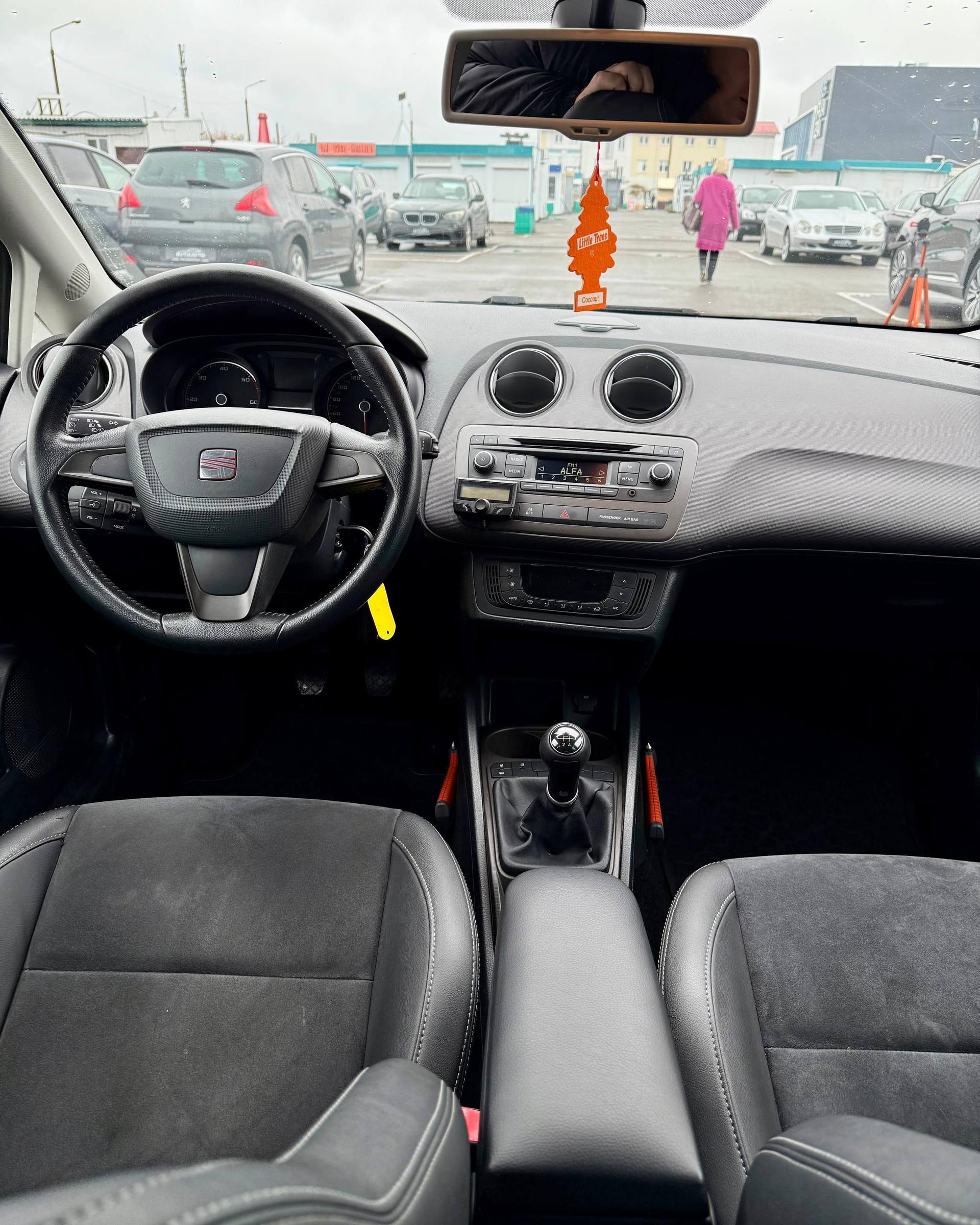 SEAT Ibiza IV · Рестайлинг , 2013 г., механика, дизель - фото 11