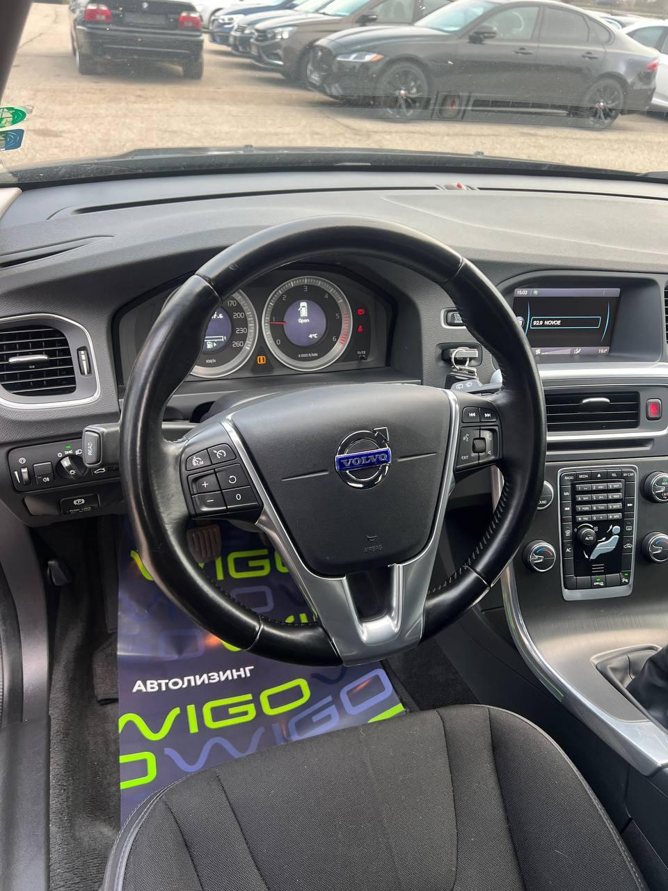 Volvo V60 I , 2012 г., механика, дизель - фото 10