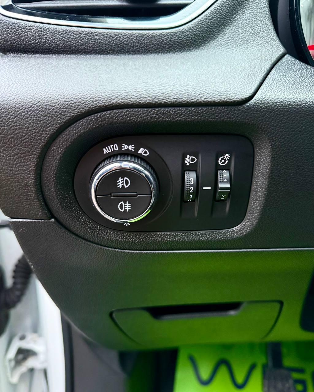 Opel Grandland X I , 2019 г., механика, дизель - фото 16