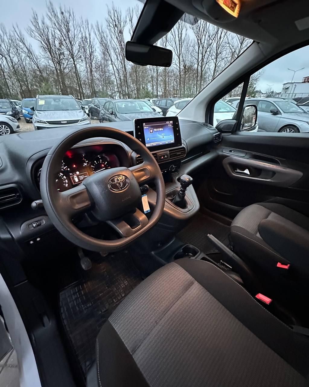 Toyota ProAce City I , 2022 г., механика, бензин - фото 7
