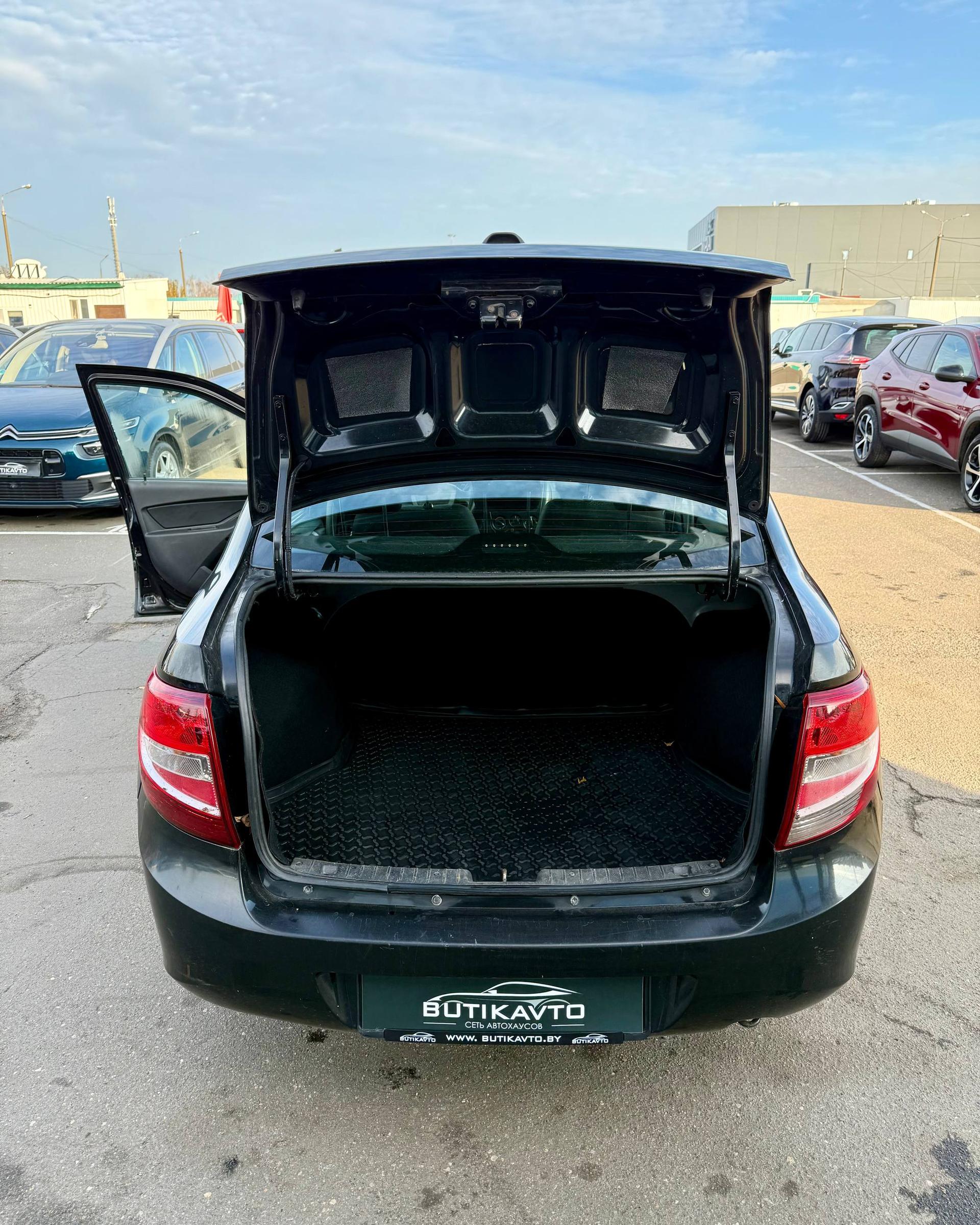 Lada (ВАЗ) Granta I , 2015 г., механика, бензин - фото 13