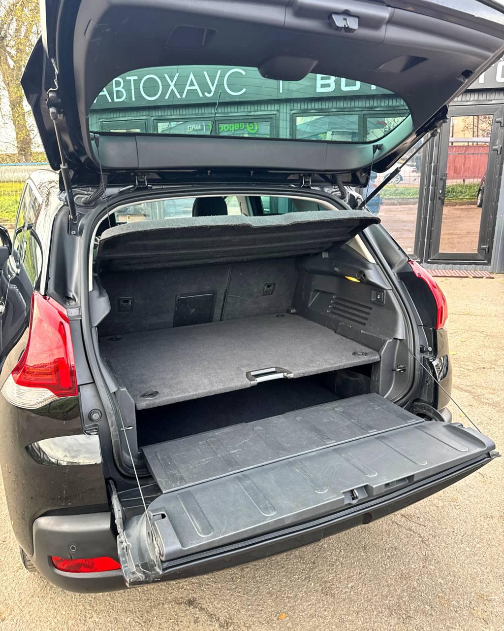 Peugeot 3008 I · Рестайлинг , 2015 г., механика, дизель - фото 10