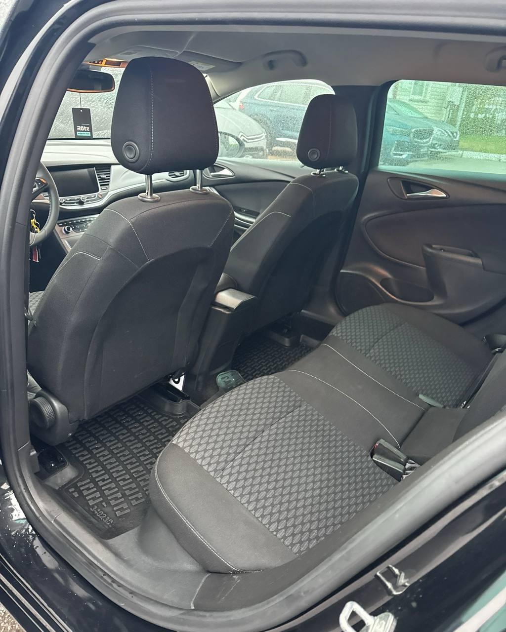 Opel Astra K , 2016 г., механика, дизель  - фото 11