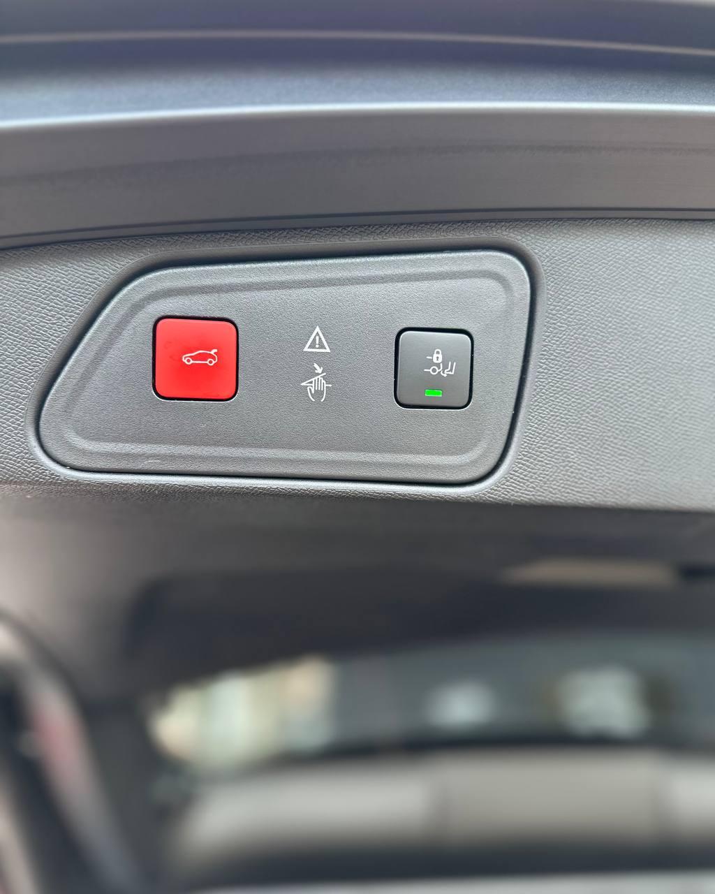 Peugeot 3008 II , 2019 г., механика, бензин - фото 13