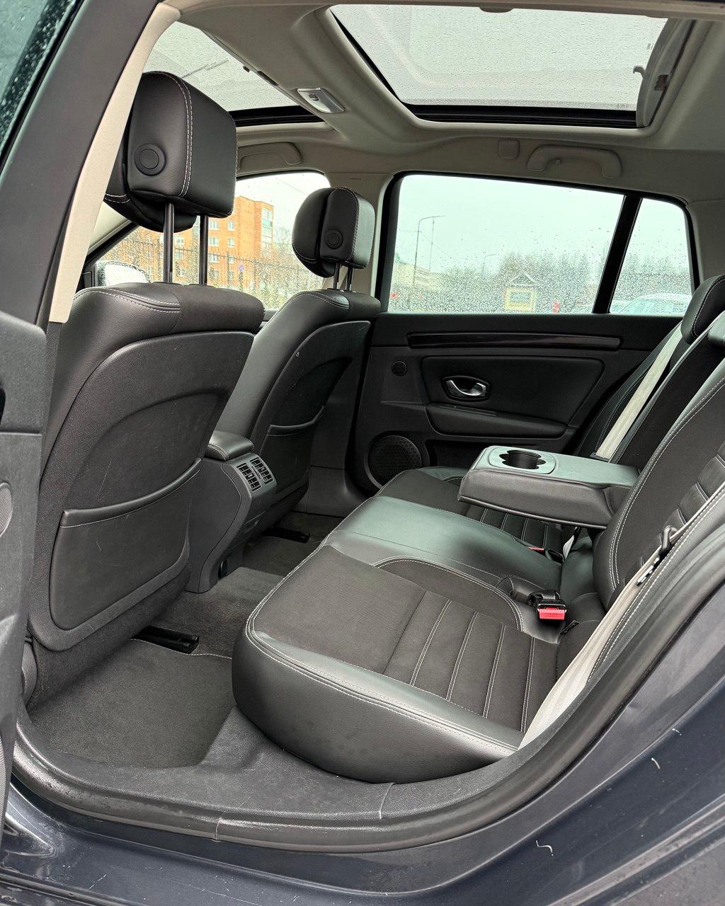 Renault Laguna III · Рестайлинг , 2013 г., механика, дизель - фото 12