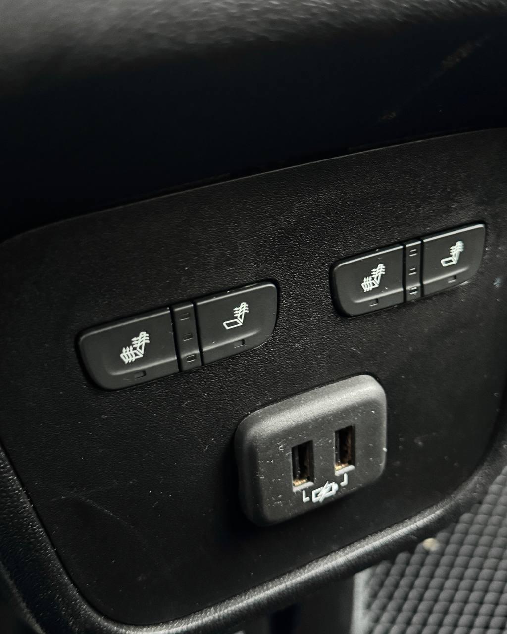 Chevrolet Equinox III , 2019 г., автомат, бензин - фото 21