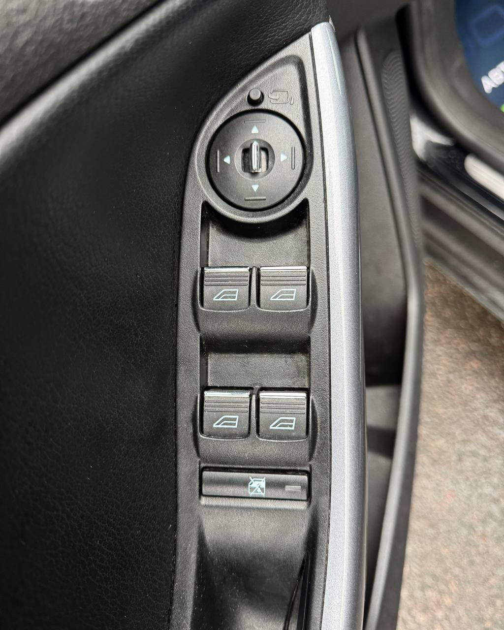 Ford Focus III , 2013 г., механика, дизель - фото 20