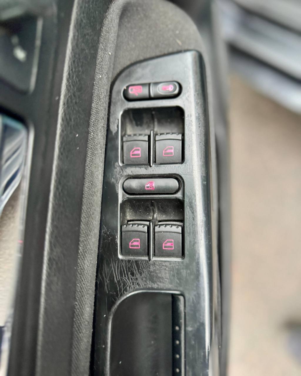 Volkswagen Golf IV , 2002 г., механика, дизель - фото 19