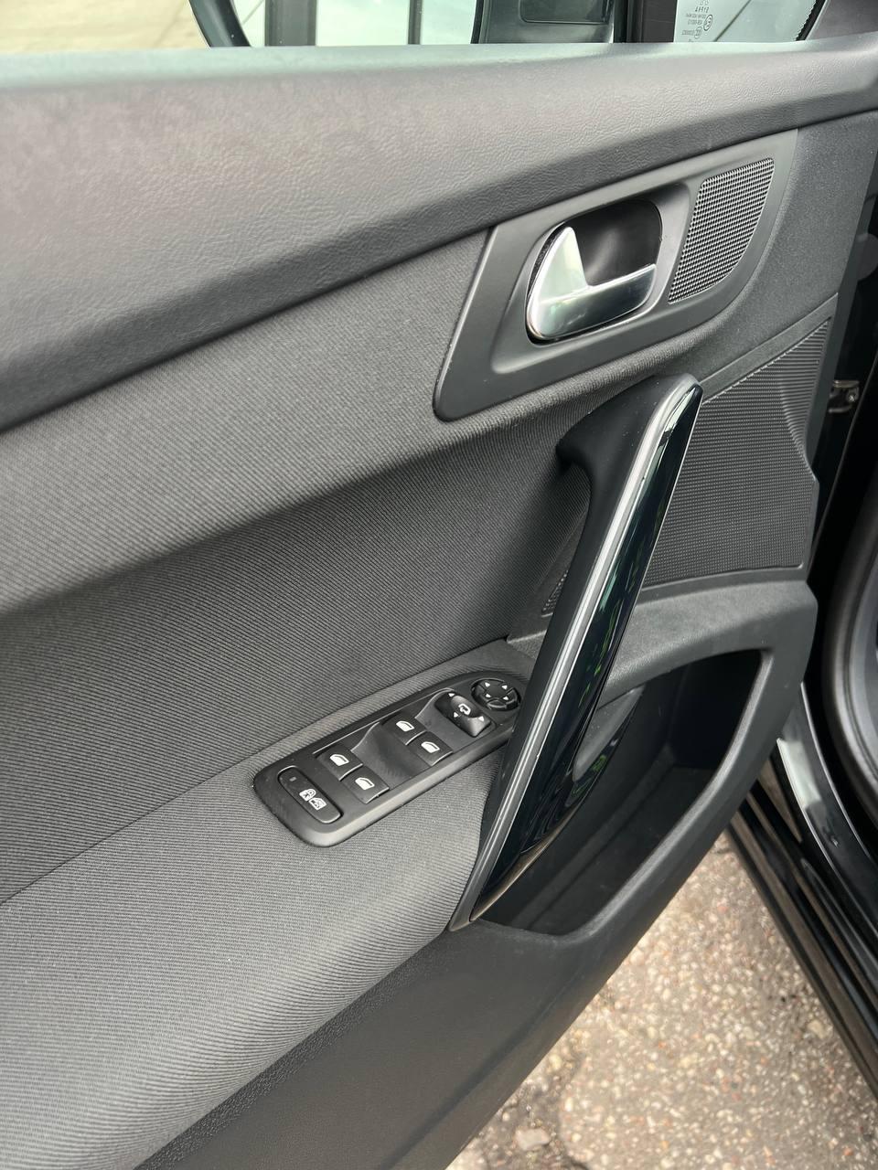 Peugeot 508 I · Рестайлинг , 2015 г., механика, дизель - фото 9