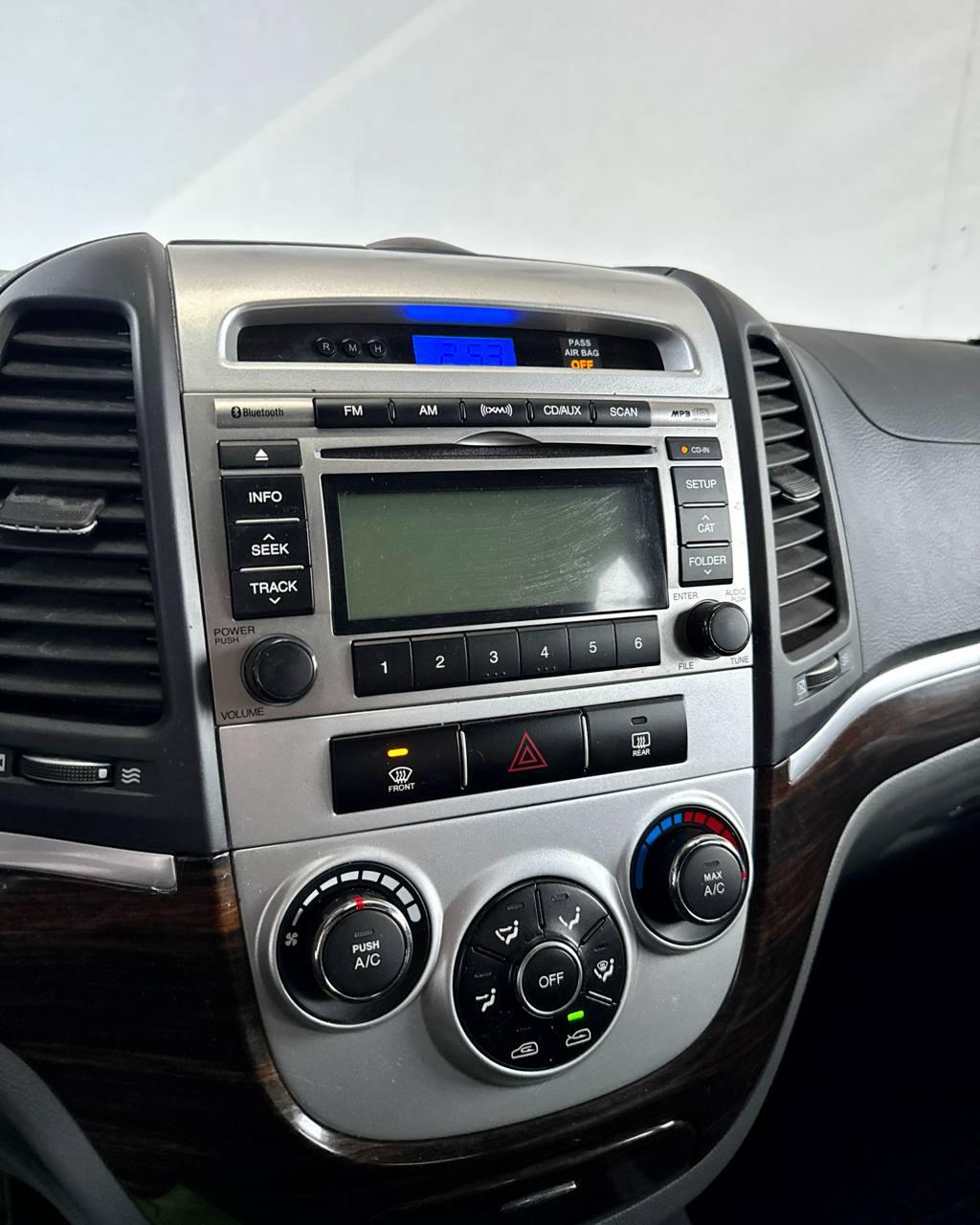 Hyundai Santa Fe CM · Рестайлинг , 2010 г., автомат, бензин - фото 12