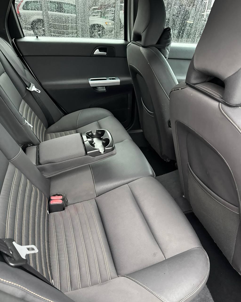 Volvo V50 I · 2-й рестайлинг , 2010 г., механика, дизель - фото 12