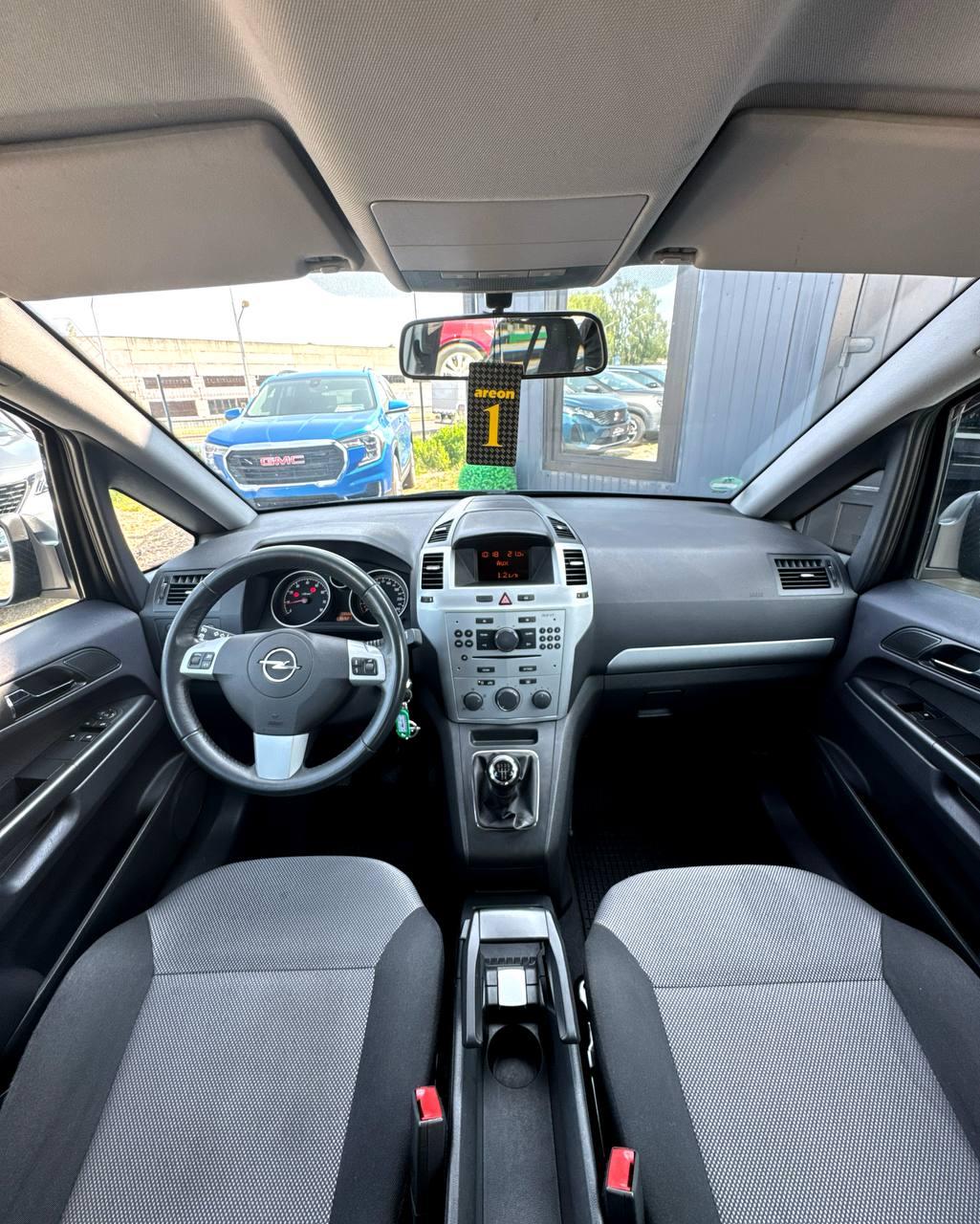 Opel Zafira B · Рестайлинг, 2012 г., механика, бензин - фото 11