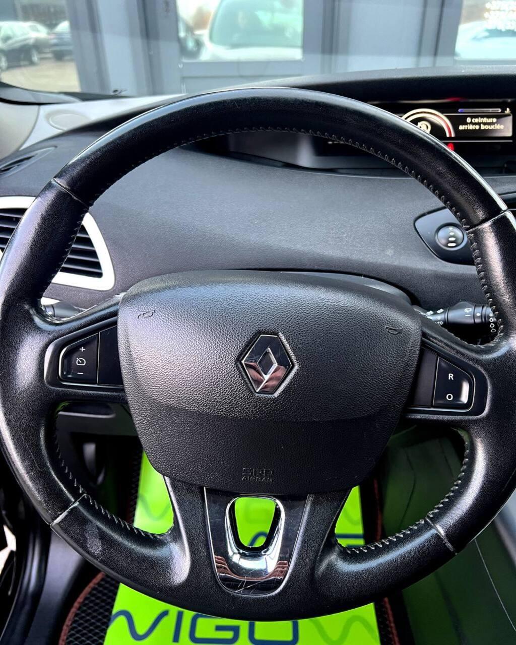 Renault Grand Scenic III · 2-й рестайлинг , 2014 г., механика, дизель - фото 17