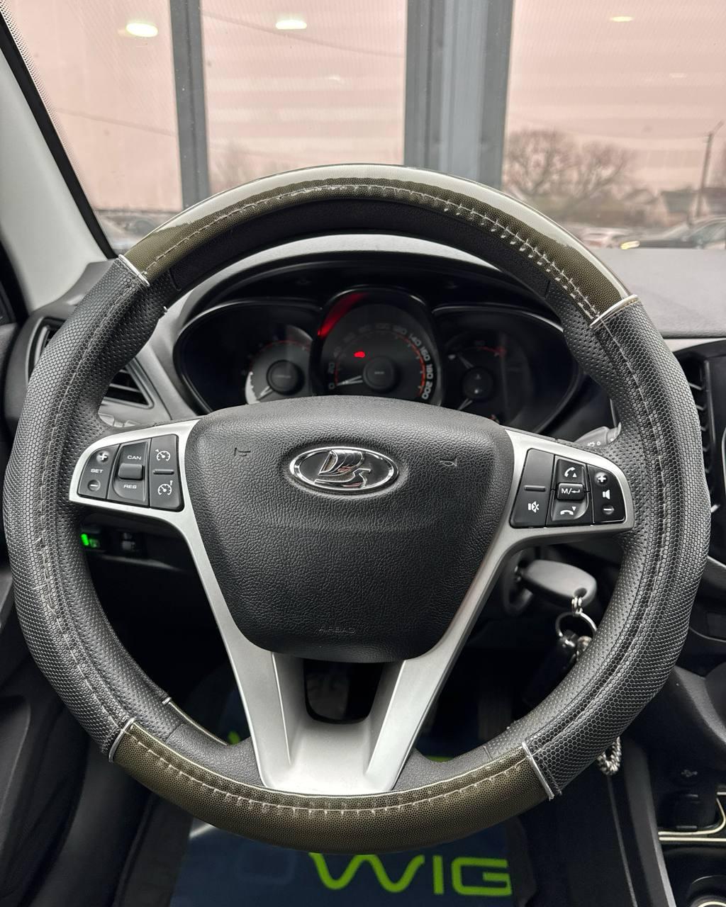 Lada (ВАЗ) Vesta I , 2019 г., механика, бензин - фото 17