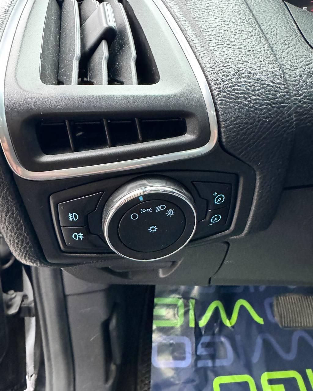 Ford Focus III , 2012 г., робот, дизель  - фото 17