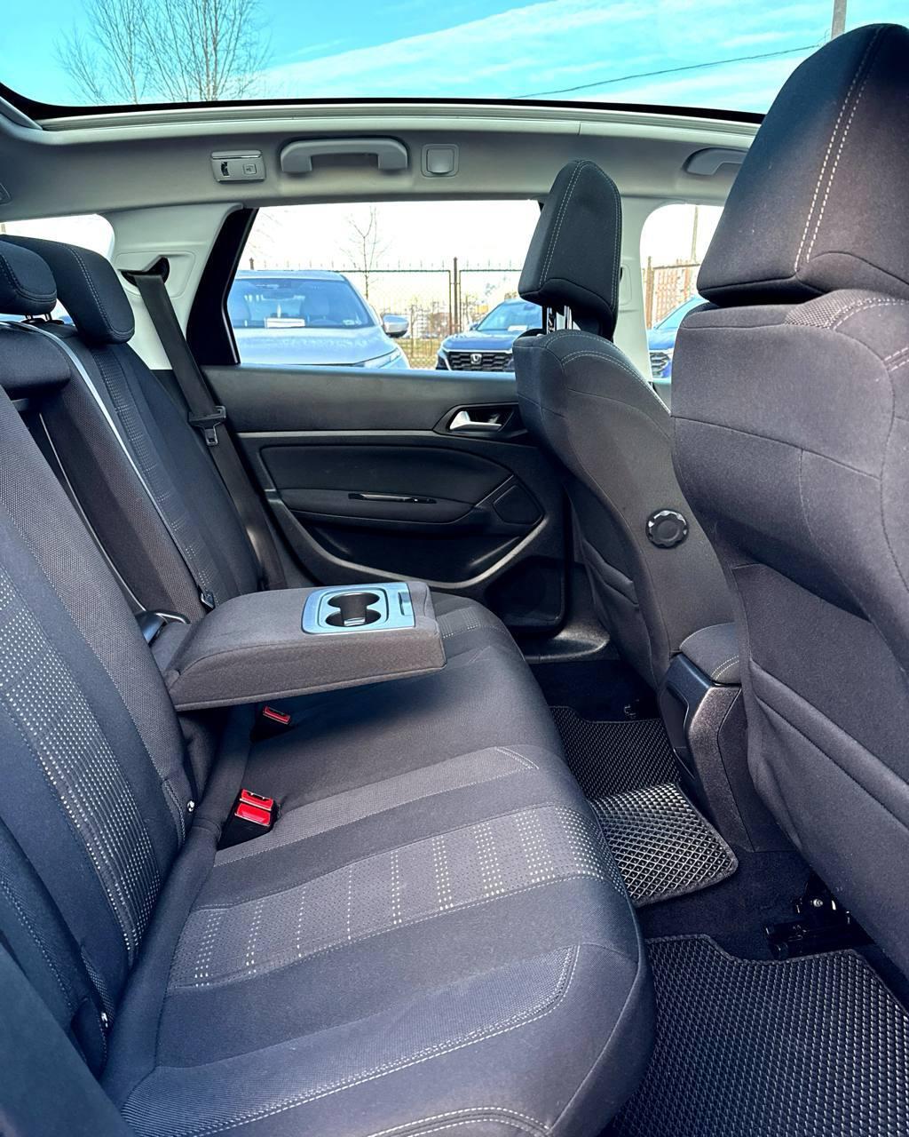 Peugeot 308 T9 , 2015 г., механика, дизель - фото 13