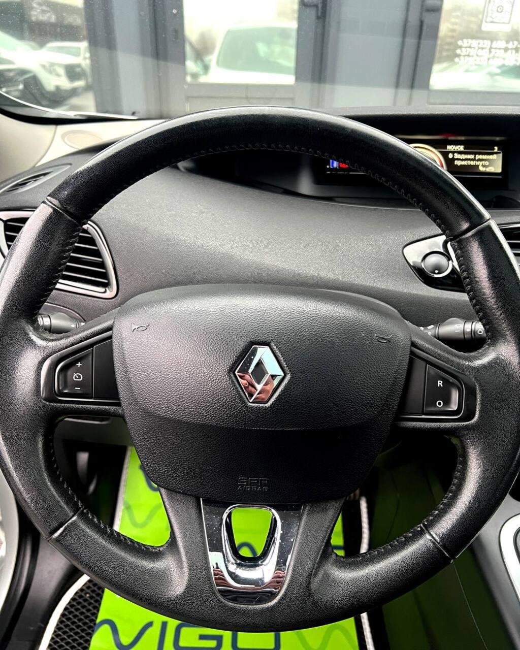 Renault Grand Scenic III · 2-й рестайлинг , 2013 г., механика, дизель - фото 15